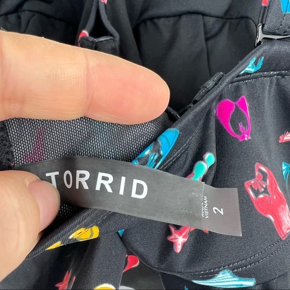 TORRID Multi Party Push Up Peplum Midikini Bikini Top, Adjustable Straps Size 2X - Picture 4 of 5